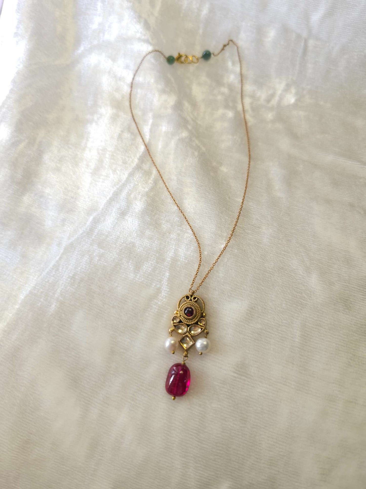 Spinel chain necklace