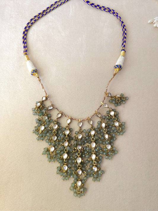 Muscat berry necklace