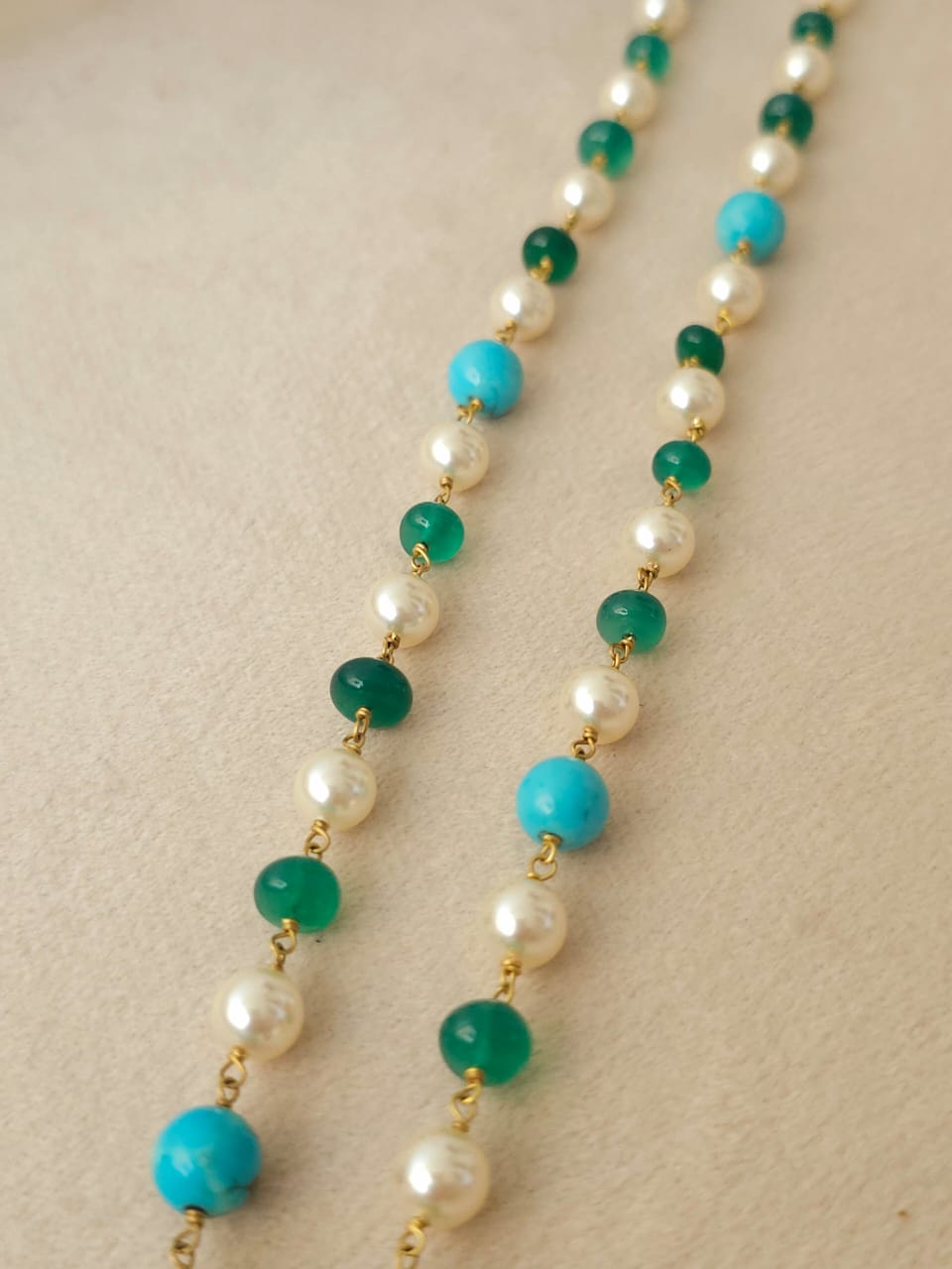 Swarovski pearls and onyx necklace